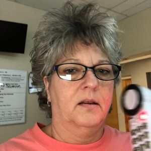 Meet your Posher, Deronda